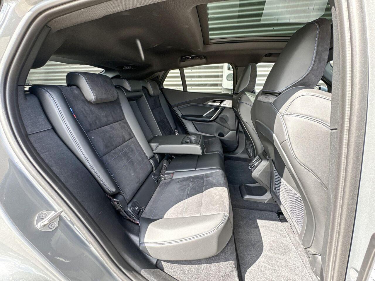 BMW X2 iX2 xDrive30 M Sportpakket Pro / Comfort Pack / Premium Pack / 20 Inch / Selections