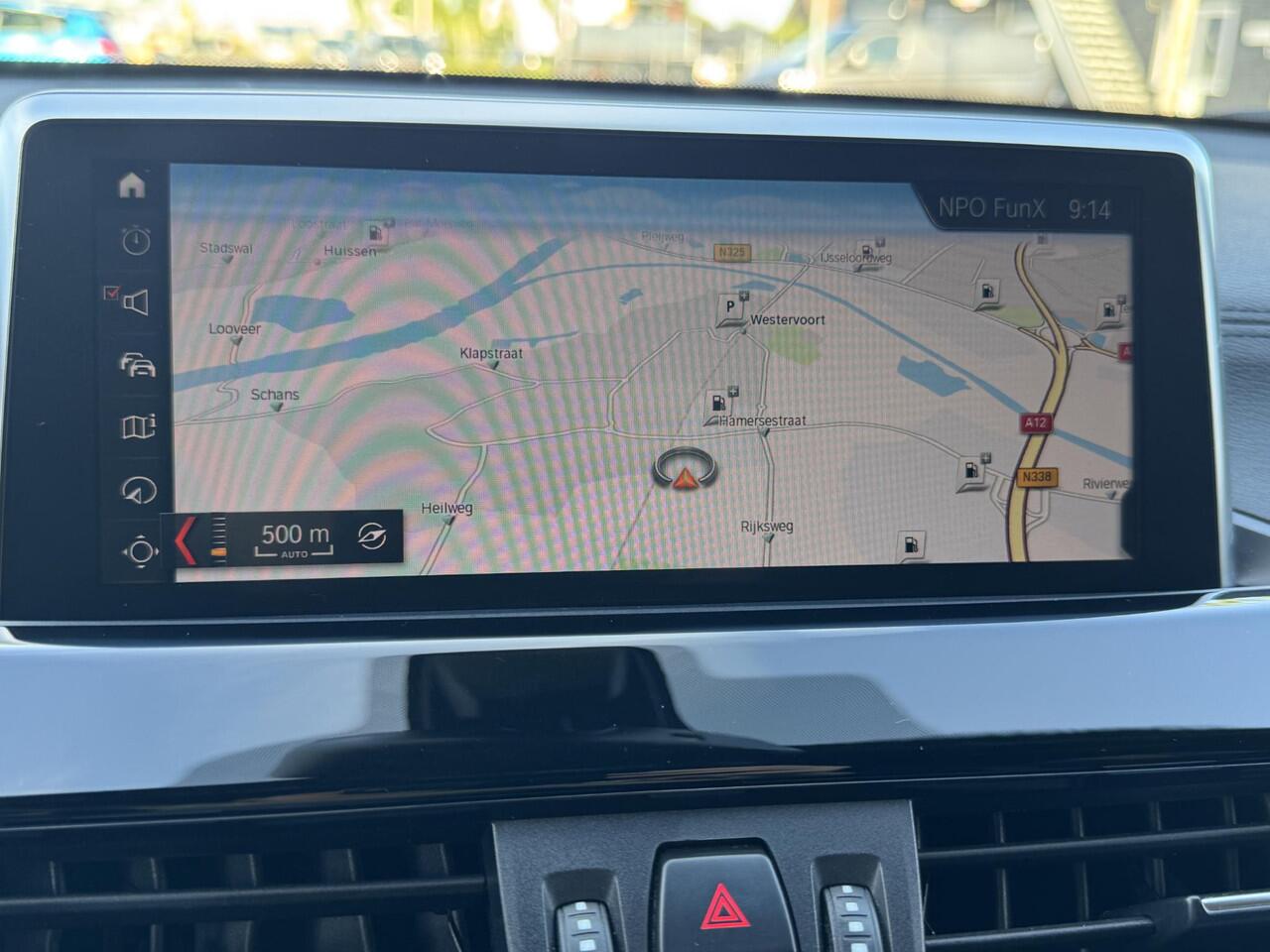 BMW X2 sDrive18i Executive | Stoelverwarming | Sportstoel | Elektrische Achterklep en meer!