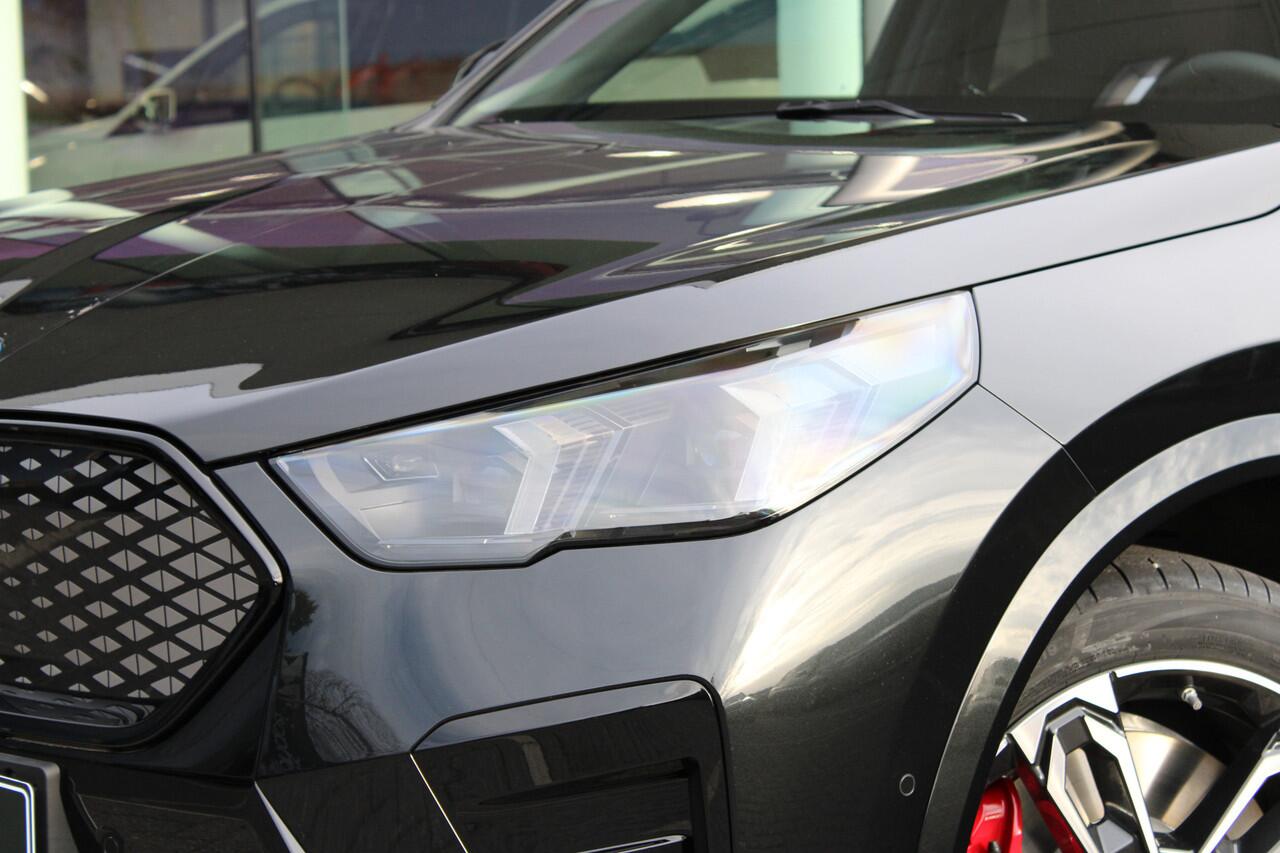 BMW X2 iX2 eDrive20 M Sport / Sportstoelen / Achteruitrijcamera / M Adaptief onderstel / Comfort Access / Adaptieve LED / Parking Assistant