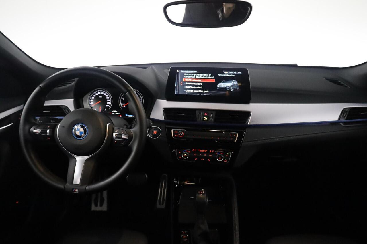 BMW X2 xDrive25e M Sport -Pano/Head up/H&K audio-