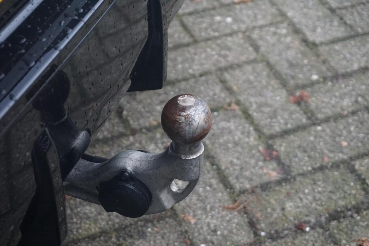 BMW X2 sDrive18d M Sportpakket Pro 19'' / Harman Kardon / Trekhaak / Parking Assistant