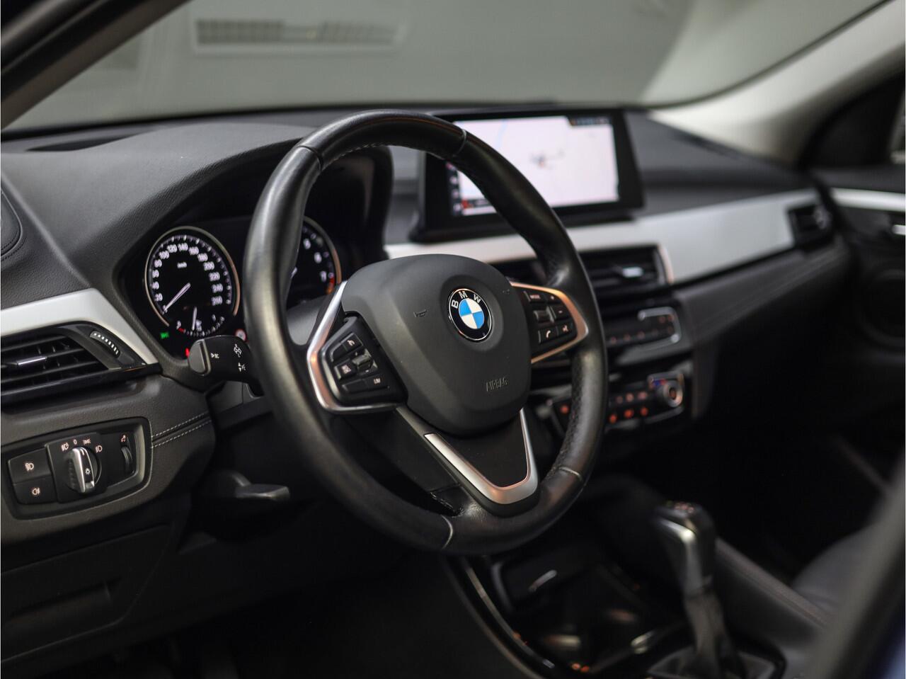 BMW X2 xDrive25e Executive | Camera | Stoelverwarming |