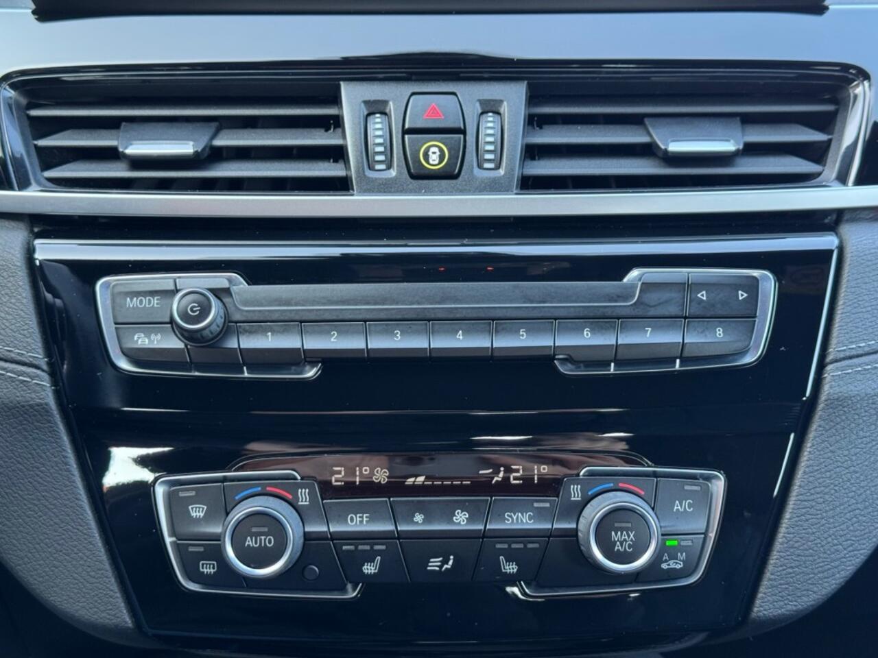 BMW X2 S-DRIVE 1.8 AUT. LED NAVI TREKHAAK AIRCO LMV PDC