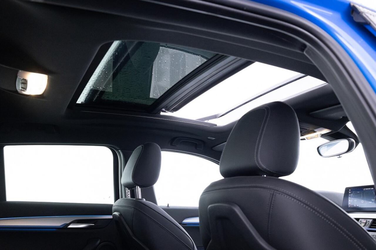 BMW X2 xDrive25e High Executive M-Sport | PANORAMADAK | Half LEDER | Full LED