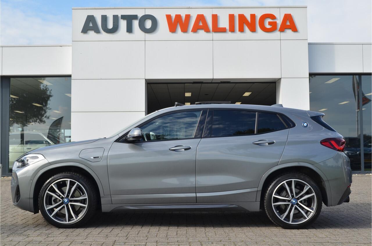BMW X2 xDrive25e M Sport Pano | a.Camera | Carplay | 19'' LMV | Leer | Stoelverwarming | Getint glas