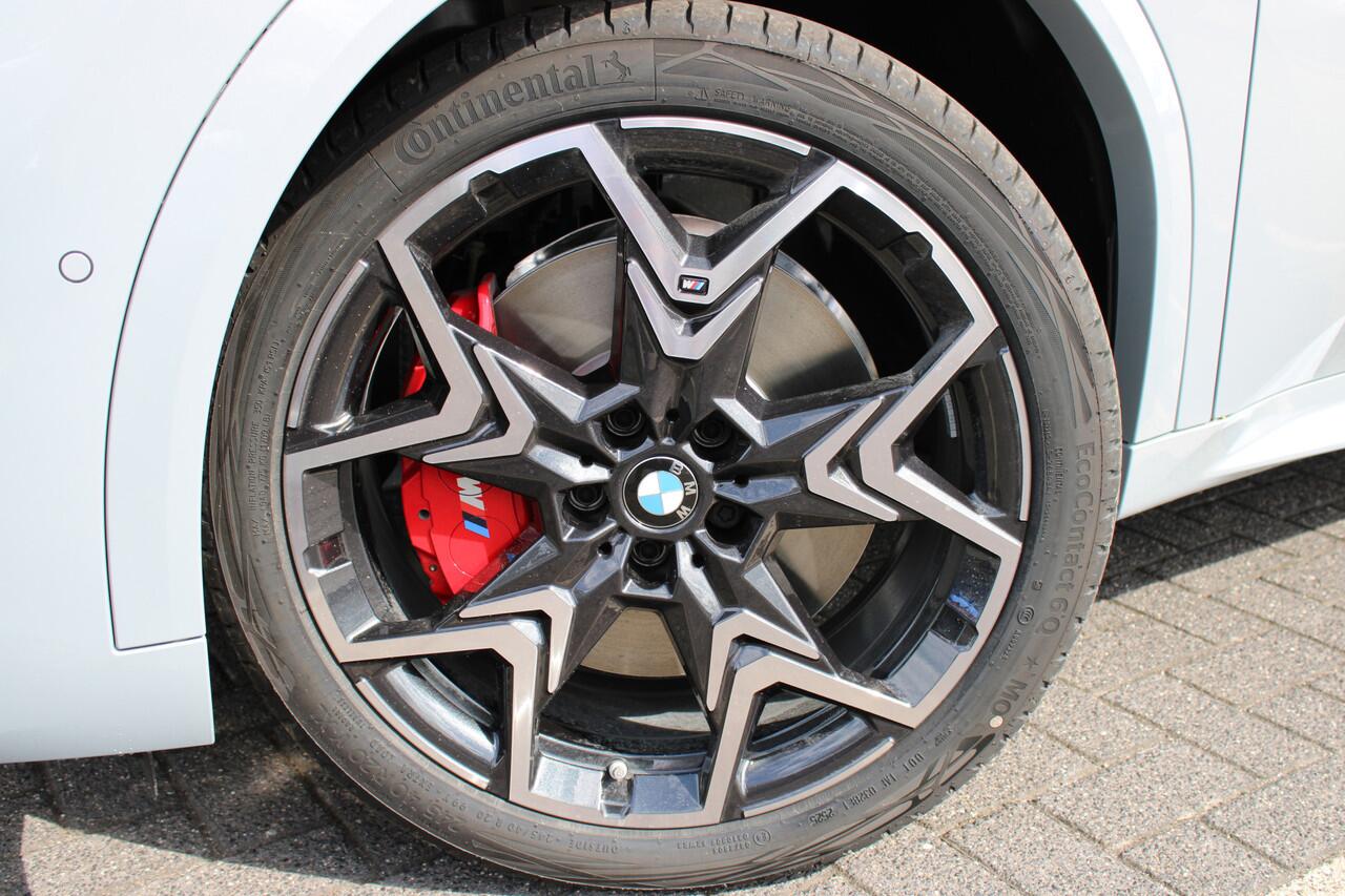 BMW X2 sDrive20i High Executive M Sport Automaat / Panoramadak / Sportstoelen / Adaptieve LED / M Adaptief onderstel / Parking Assistant Plus / Head-Up / Comfort Access
