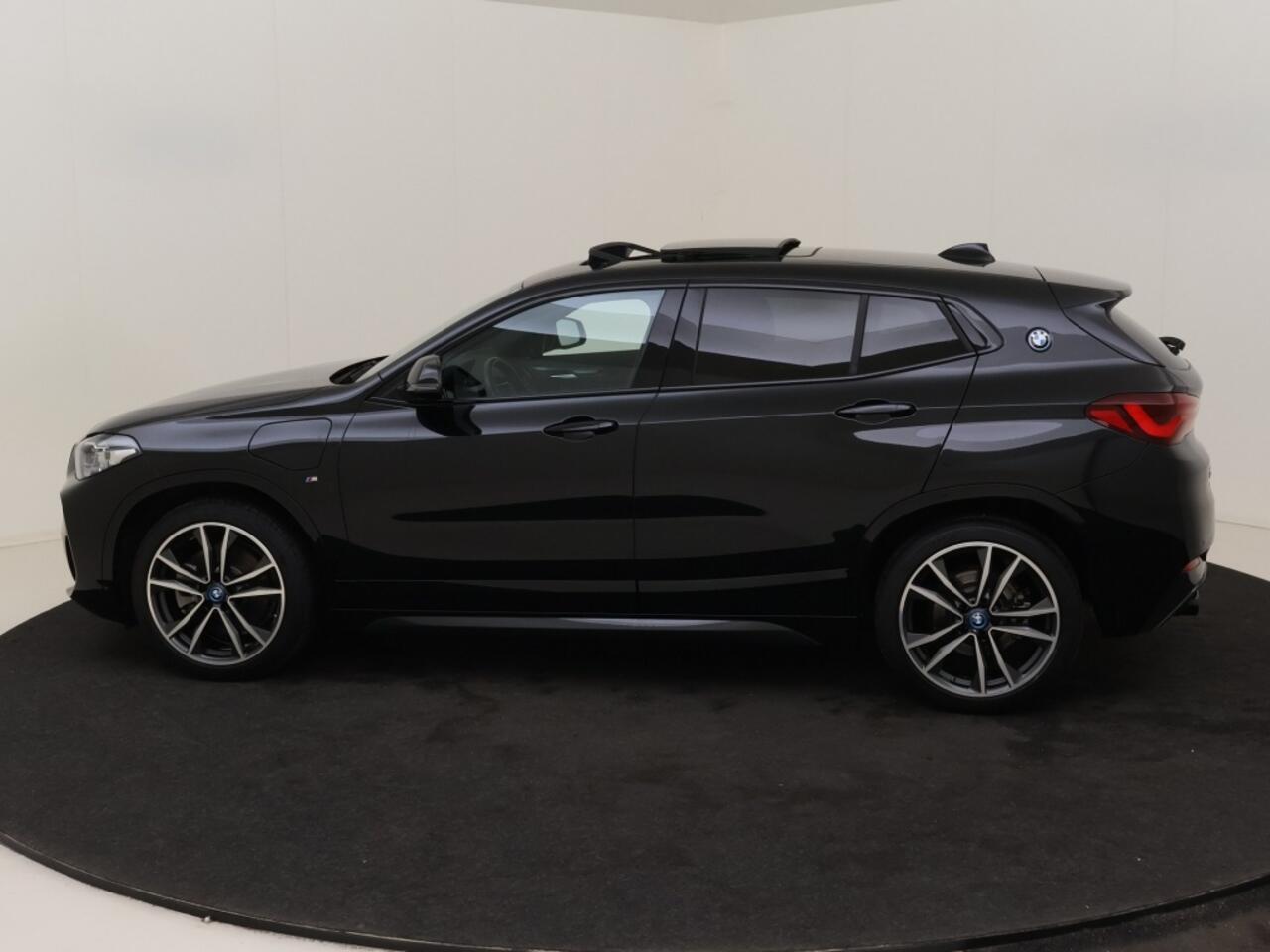 BMW X2 xDrive25e High Executive M-Sport | Panorama | Adapt. Cruise | He