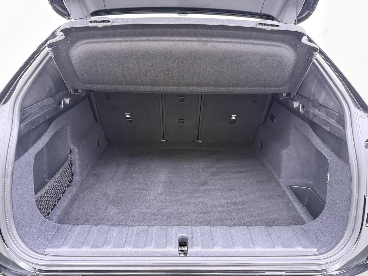 BMW X2 iX2 eDrive20 67 kWh SOH 100% | M SPORT | ORIG NL AUTO | 1E EIG. | TOPSTAAT! | 100% ONGEVAL VERLEDEN VRIJ! | DAB+ | ACTIVE GUARD | PARK PACKAGE | COMFORT ACCES | STOELVERWARMING | FABRIEKSGARANTIE TOT 11-2027 OF TOT 200.000KM