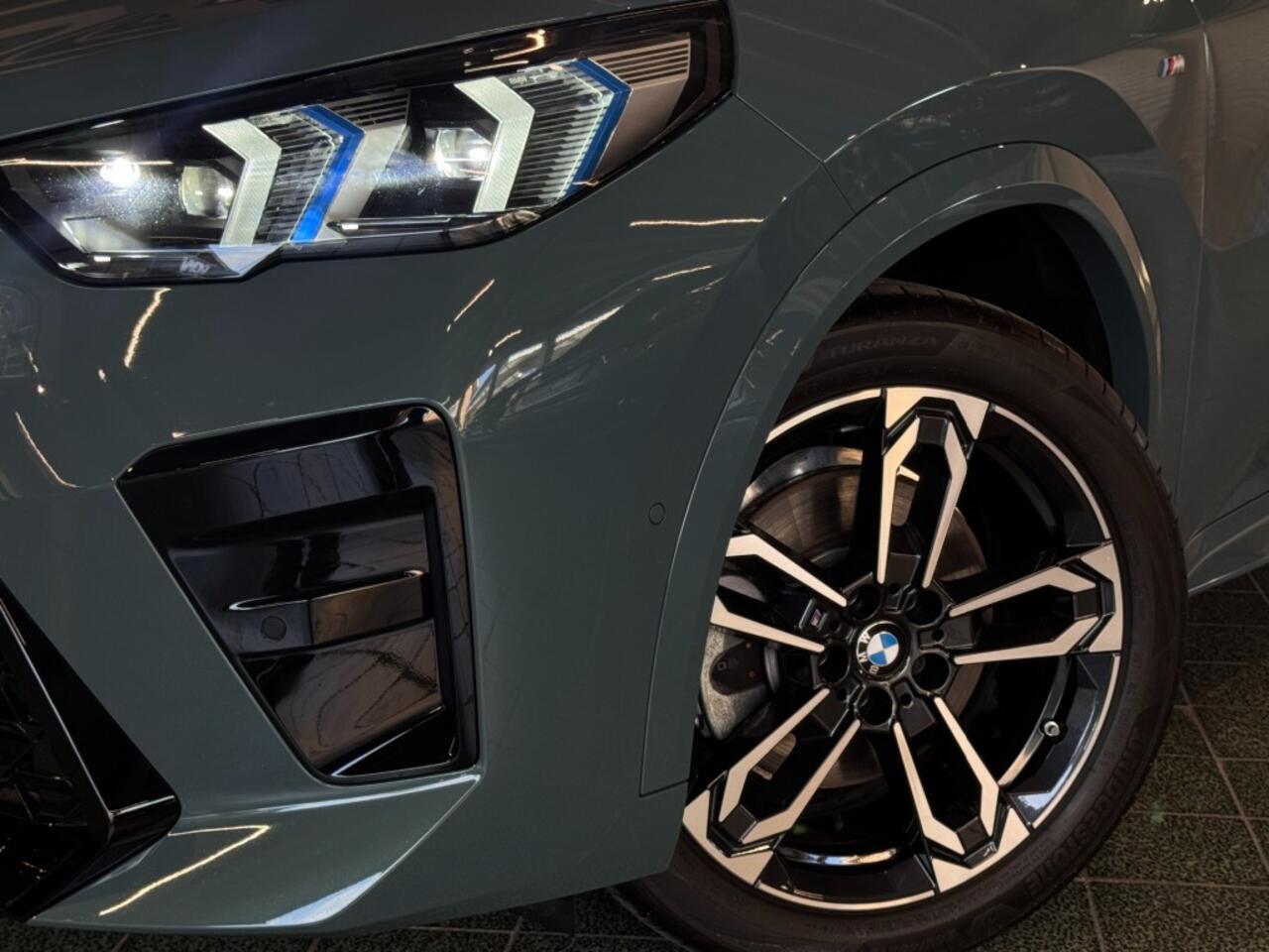 BMW X2 sDrive20i M-Sport Pro Pano Alcantara Camera Keyless 19''