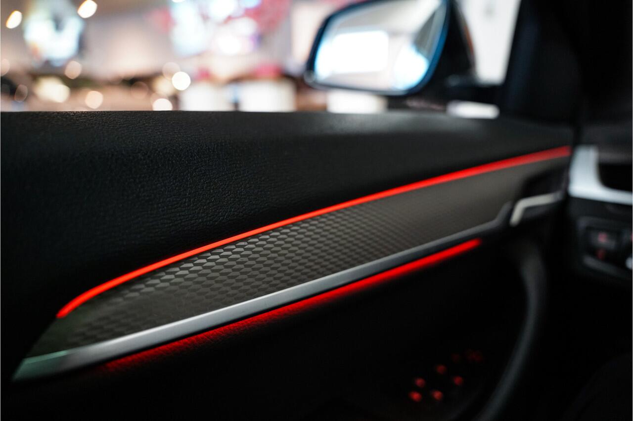 BMW X2 xDrive25e M Sport|Pano dak|Head up|Camera|19 inch