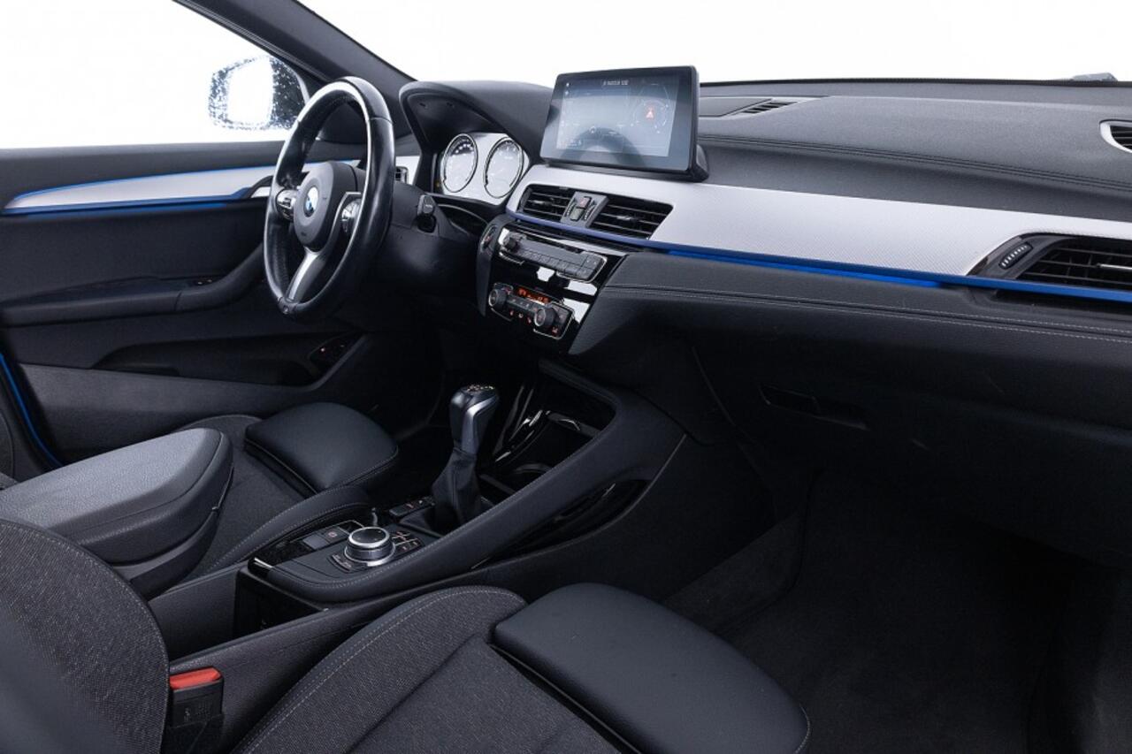 BMW X2 xDrive25e High Executive M-Sport | PANORAMADAK | Half LEDER | Full LED | PHEV Plug-in Hybrid