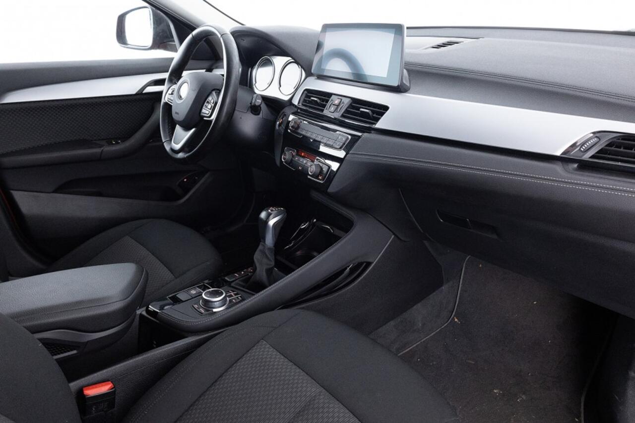 BMW X2 xDrive25e Executive | Full LED | NAVI | ECC | PDC