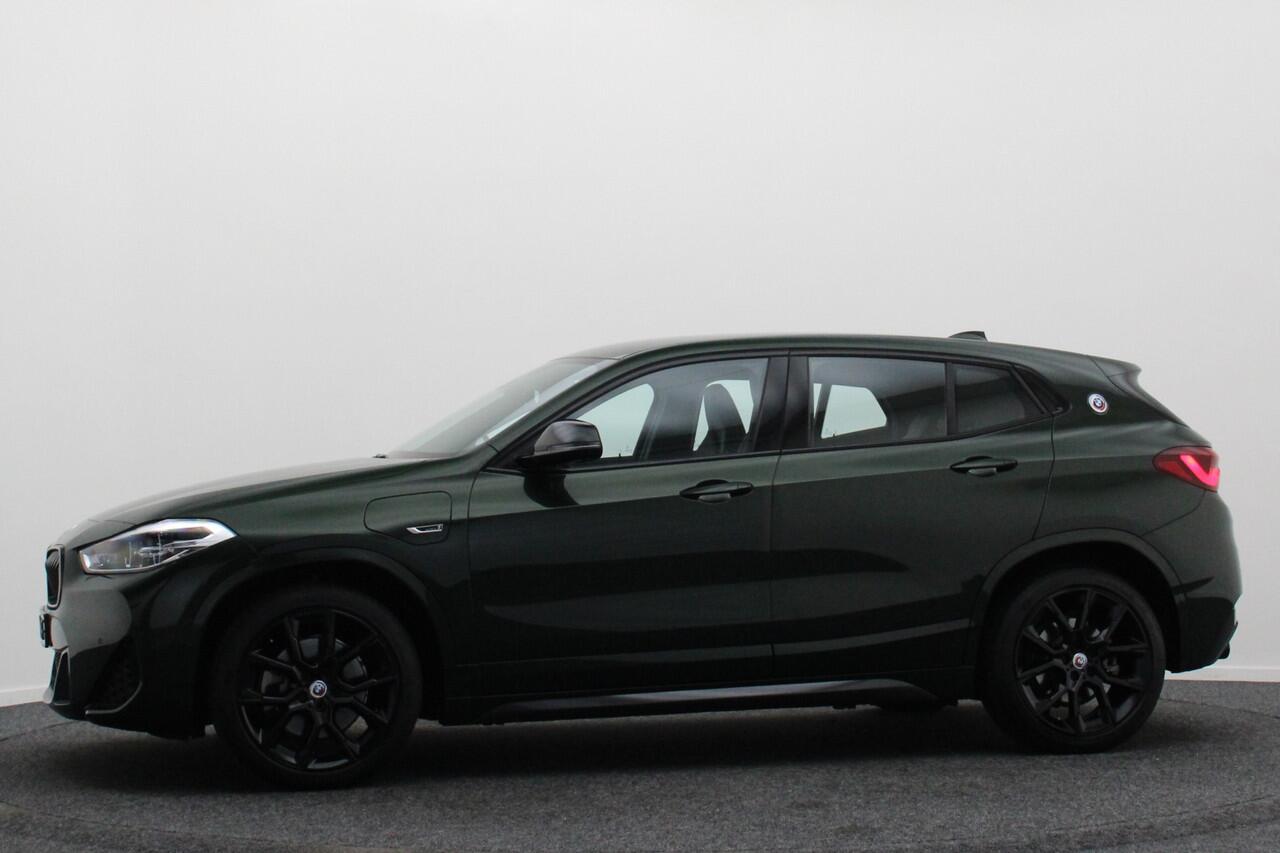 BMW X2 xDrive25e Business Edition Plus M-Kuipstoelen, Head-Up, Leer, Cruise, LED, Bluetooth, Navigatie, PDC, 19''
