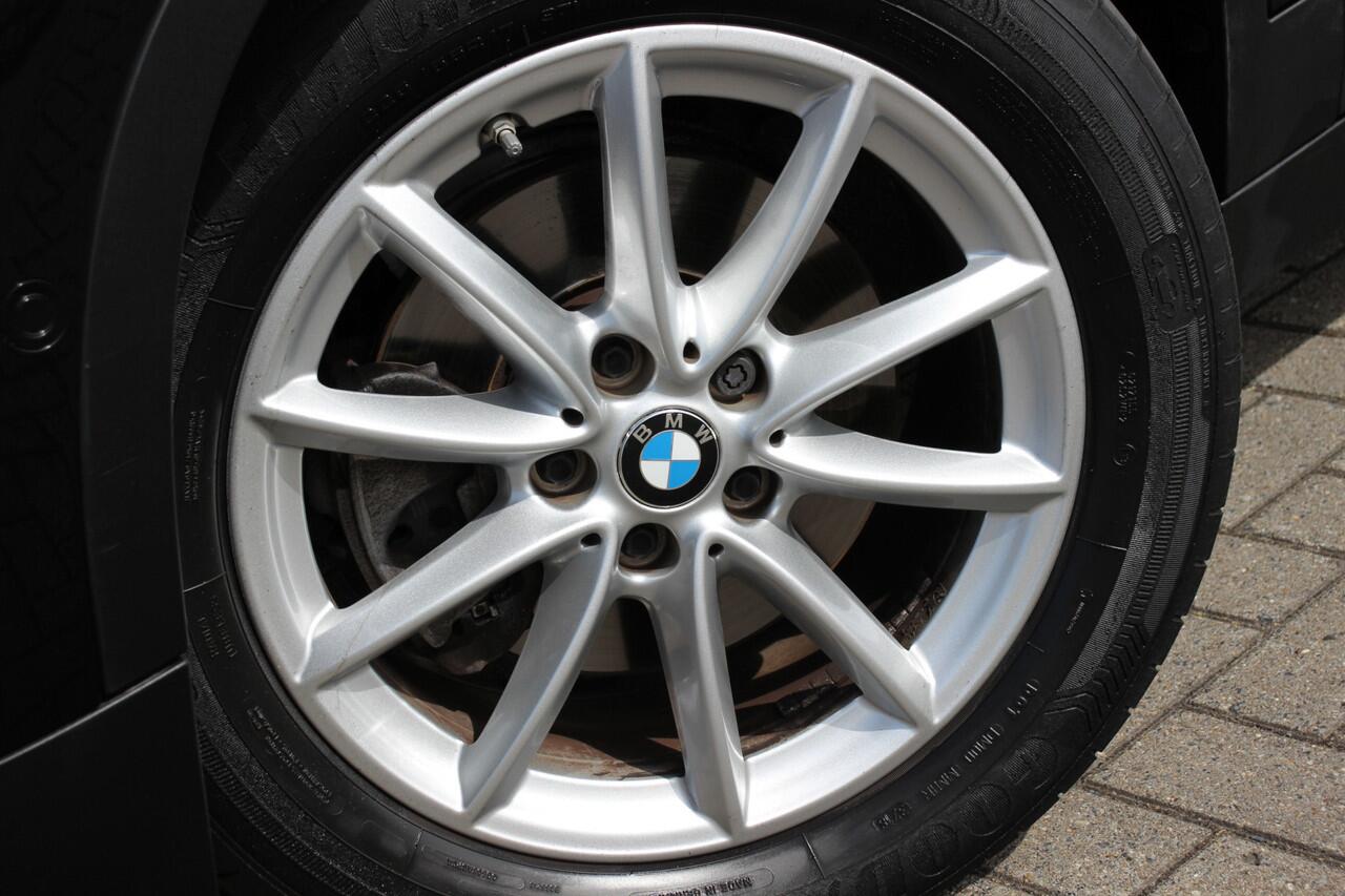 BMW X2 sDrive18i Executive | Leder | Achteruitrijcamera | Navi |