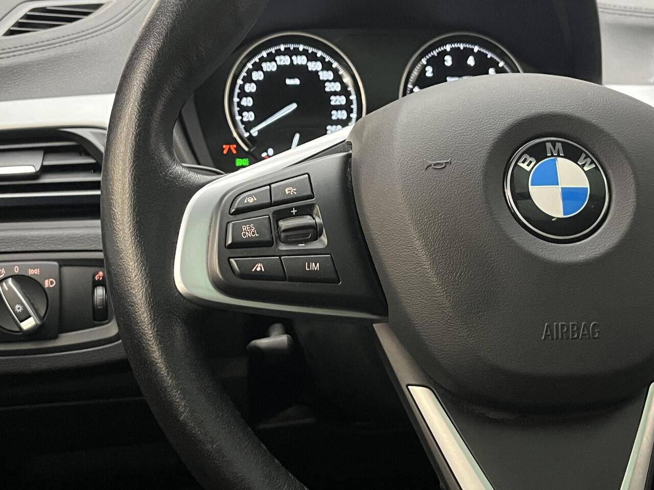 BMW X2 xDrive25e Executive | Panoramadak |