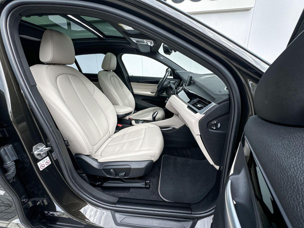 BMW X2 sDrive18i High Executive | Achteruitrijcamera | Panoramadak