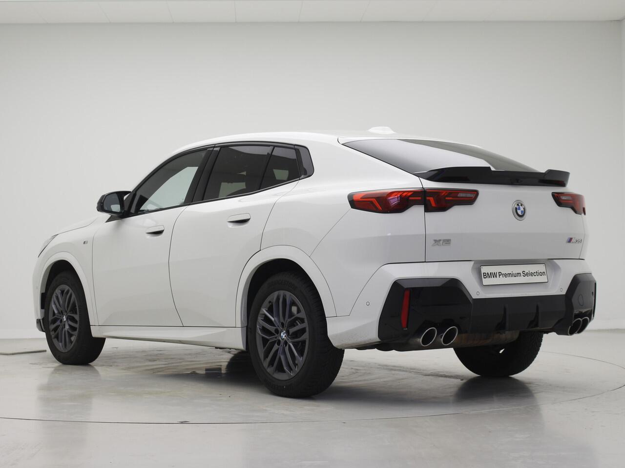 BMW X2 M35i xDrive | CoPilot | Harman Kardon | Iconic Glow nierengrille