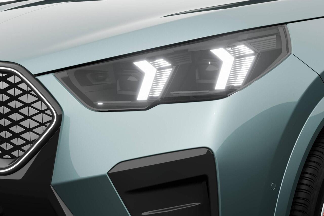 BMW X2 iX2 eDrive20 M Sport Edition | M Sport Pro | Innovation Pack | Comfort Pack | Trekhaak | Showroomvoordeel