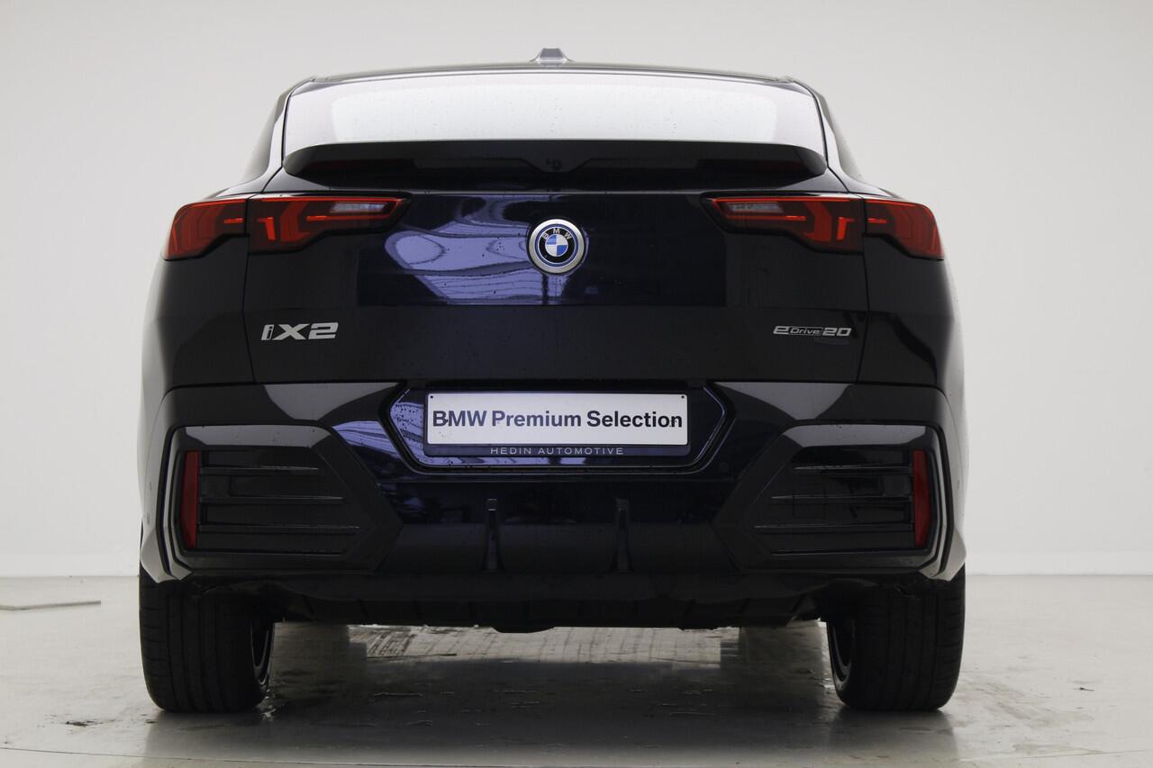 BMW X2 iX2 eDrive20 67kWh | M-Sport | 19" | Voorbereiding Driving Assistant Plus | Camera | Nu voor 42.895,-