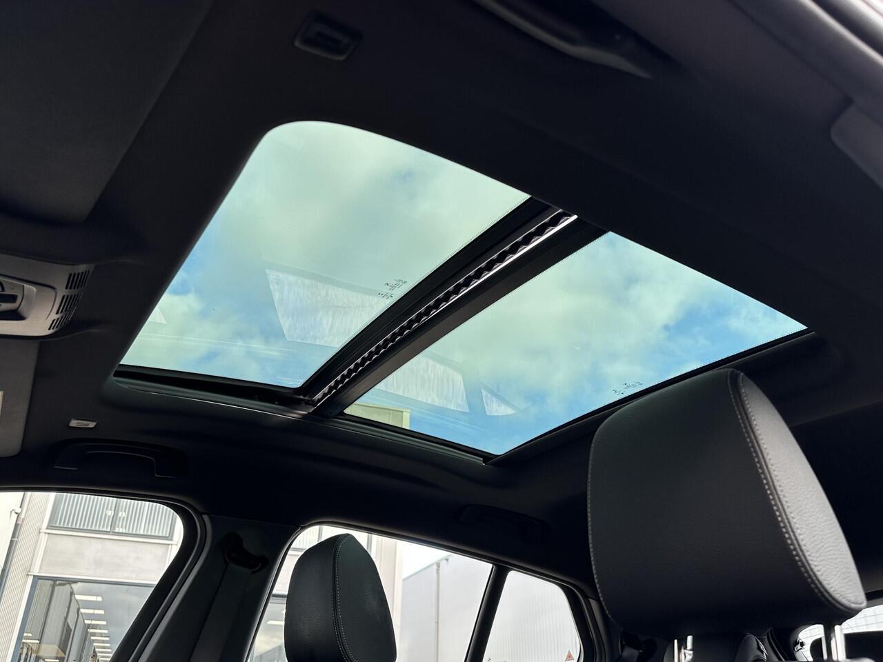 BMW X2 xDrive25e Business Edition Plus | NL-Auto/M-Sport/Carplay/Navi/Leder/Pano-Dak/19-inch/Sportstoelen/Head-Up/Sfeerverlichting