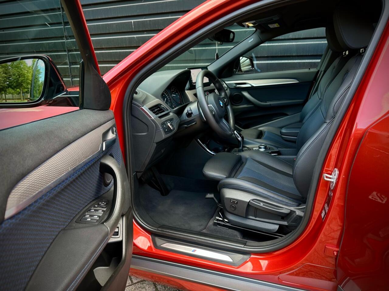 BMW X2 sDrive20i M-SPORT HEADUP|CAMERA|HiFi|SFEER|20'' M