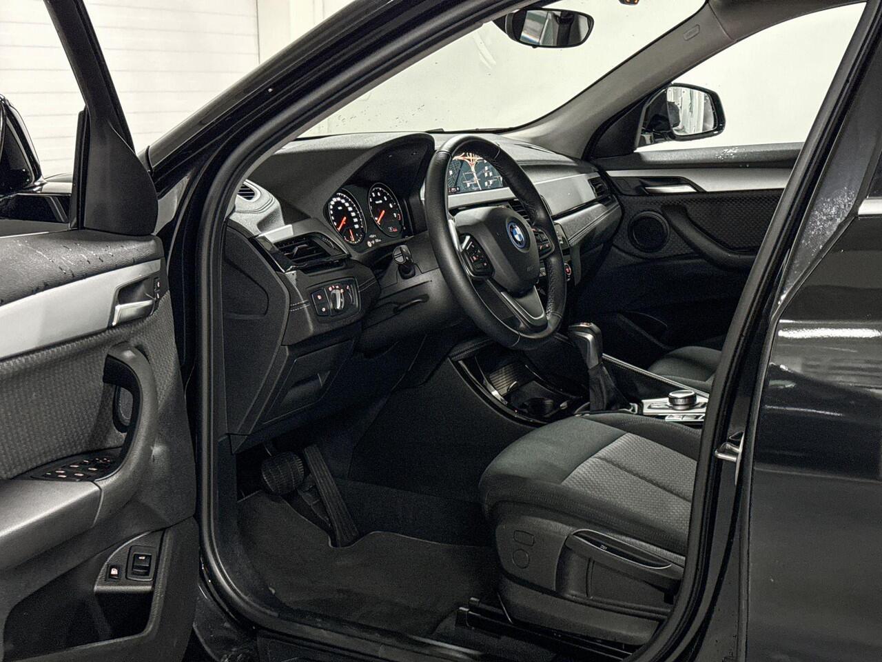 BMW X2 xDrive25e | Selections