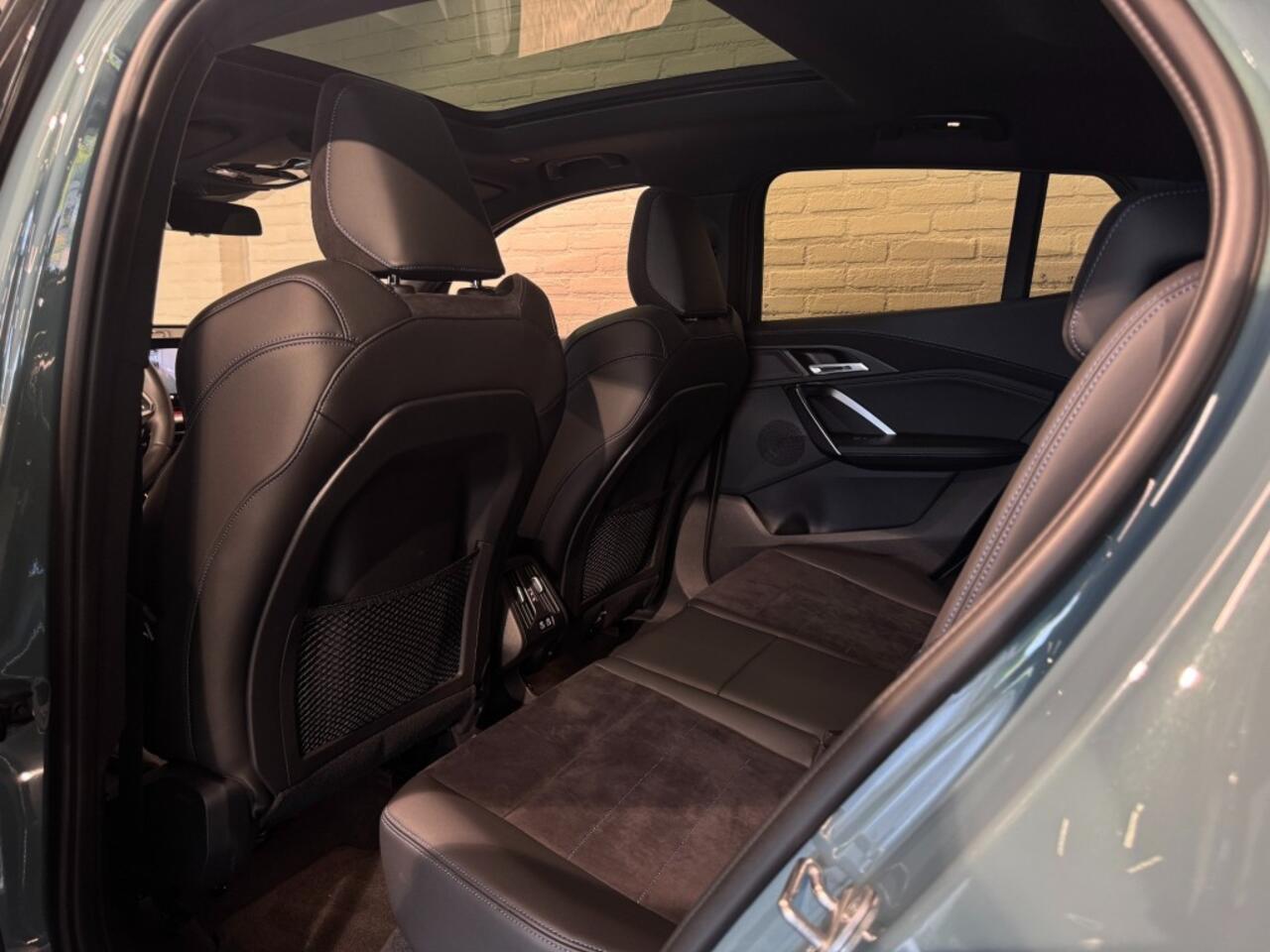 BMW X2 sDrive20i M-Sport Pro Pano Alcantara Camera Keyless 19''