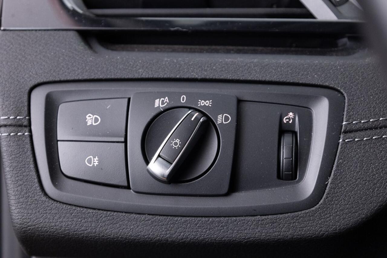 BMW X2 xDrive25e Executive | Full LED | NAVI | ECC | PDC