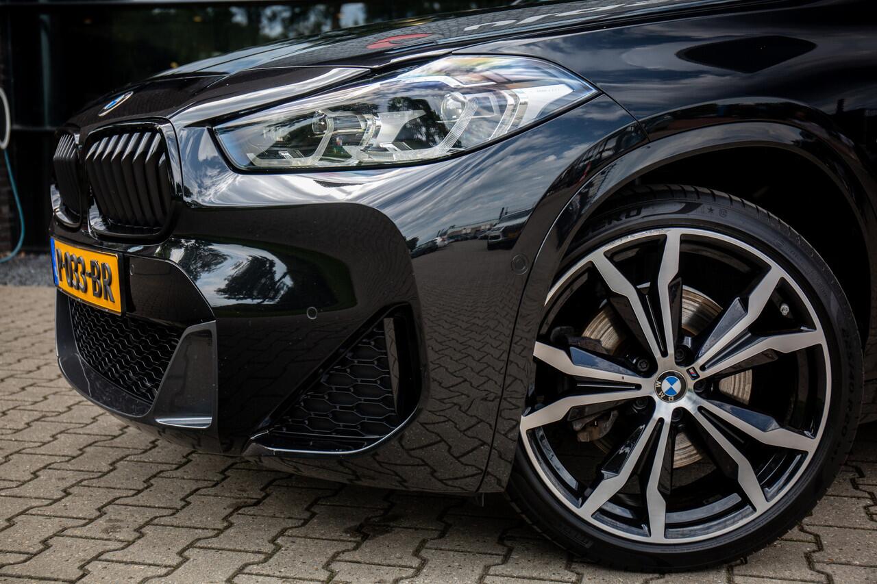 BMW X2 sDrive20i Business Edition , M-pakket, Panoramadak, Head-up display, BMW-Led