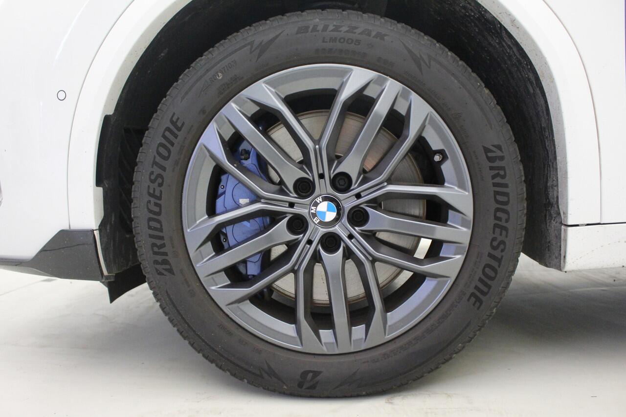 BMW X2 M35i xDrive | CoPilot | Harman Kardon | Iconic Glow nierengrille