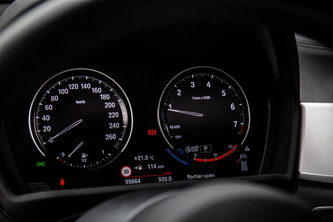 BMW X2 sDrive20i Business Edition , M-pakket, Panoramadak, Head-up display, BMW-Led