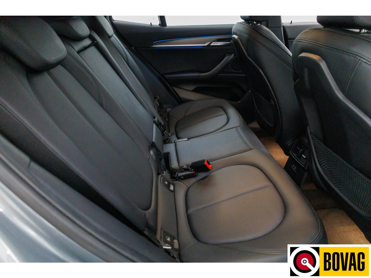 BMW X2 xDrive25e M-Sport | Head-up | Elec. klep | Stoelverwarming | Navigatie | Leer | Sfeerverlichting, App. connect