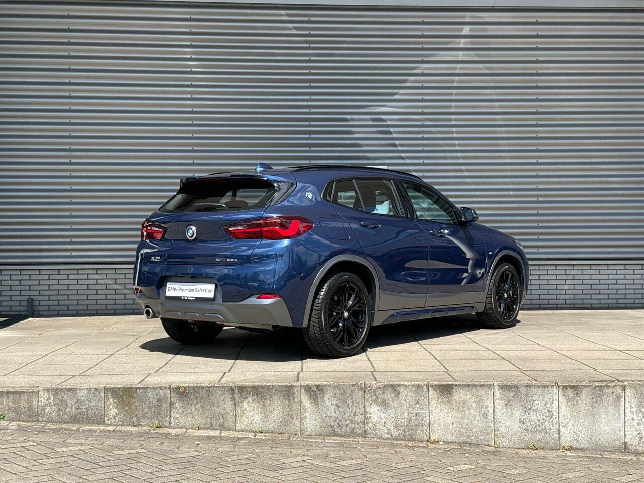 BMW X2 xDrive25e High Executive / Selections