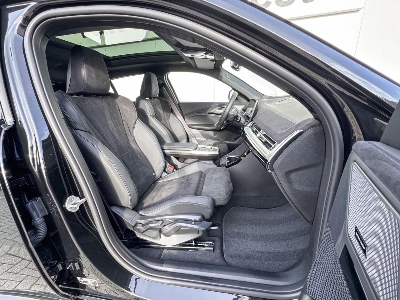 BMW X2 iX2 xDrive30 M Sport Edition | M Sport Pro | Premium Pack | Showroomvoordeel