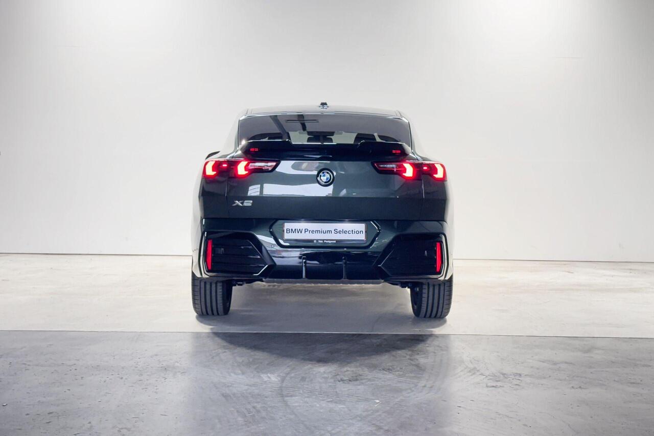 BMW X2 sDrive20i m Sport | Individual Malachite groen II