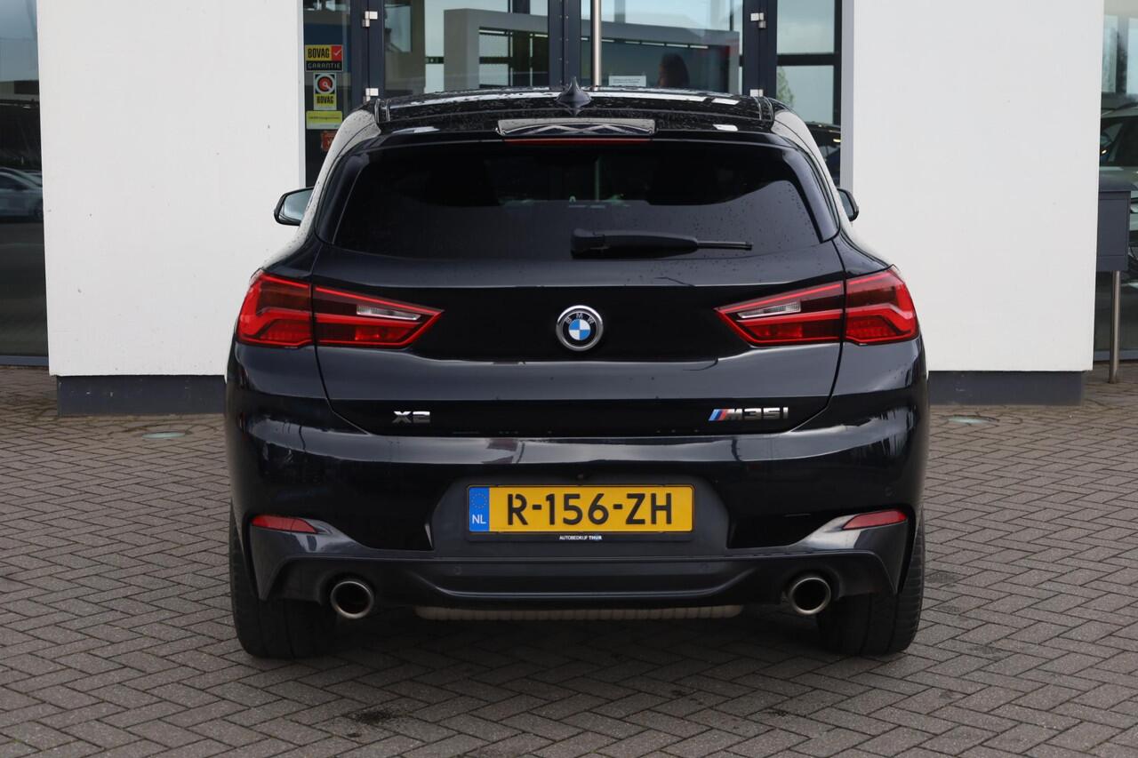BMW X2 M35i High Executive Edition 306PK / 225kW, 19" LMV, full LED verlichting, privacy glas, vol lederen bekleding, Harman & Kardon geluidssysteem, zwart schaal sportstoelen, panoramadak, verlengbare zitting, stoelverwarming, stuurverwarming, digital cockpit, 