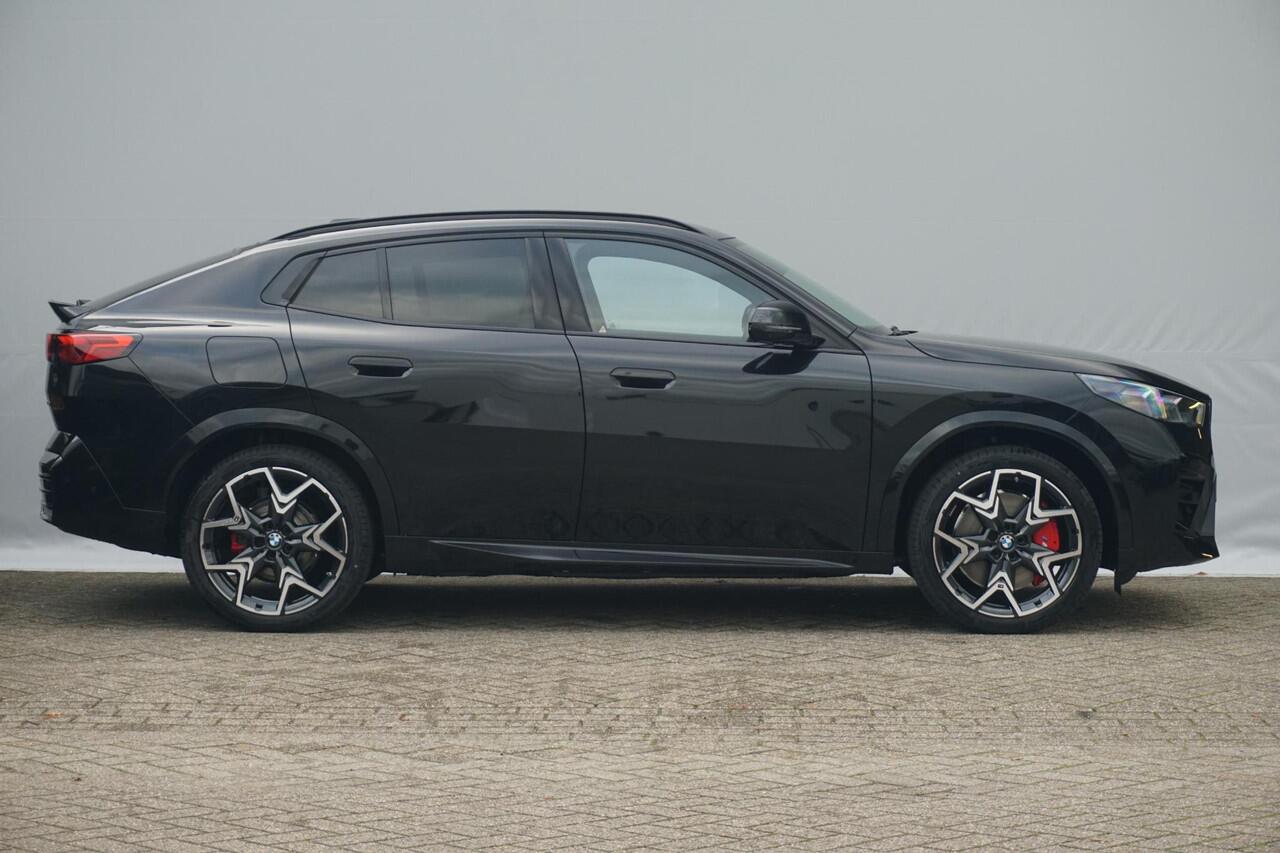 BMW X2 iX2 eDrive20 M Sport Edition 20'' / Harman Kardon / Head-Up Display / Elektrisch Verstelbare Stoelen