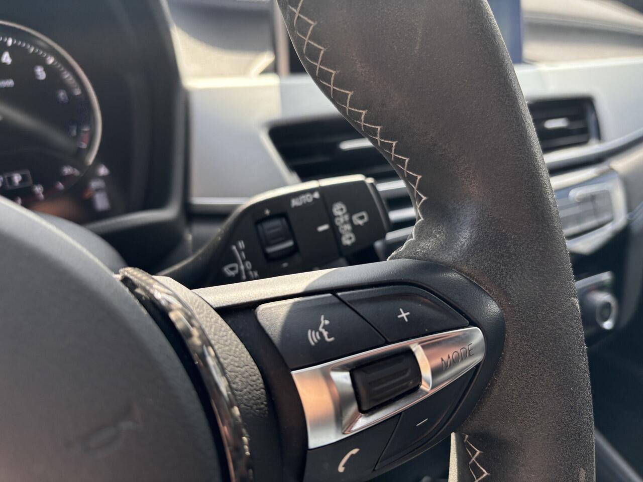 BMW X2 sDrive20i M-Sport Automaat High Executive Full LED / Navigatie / SP-Interieur