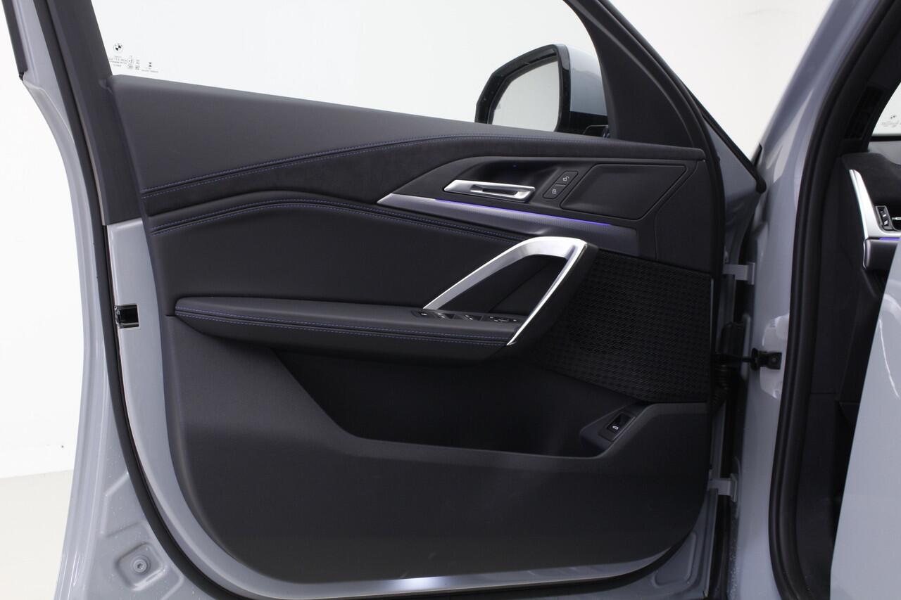 BMW X2 iX2 eDrive20 67 kWh M Sport Pro | Premium Pack | Driv. Ass. Plus | BSI 4 | Nu voor 47.395,-