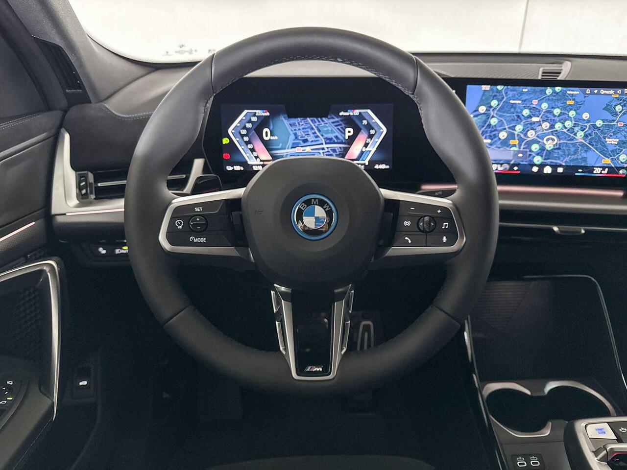 BMW X2 iX2 eDrive20 | Selections