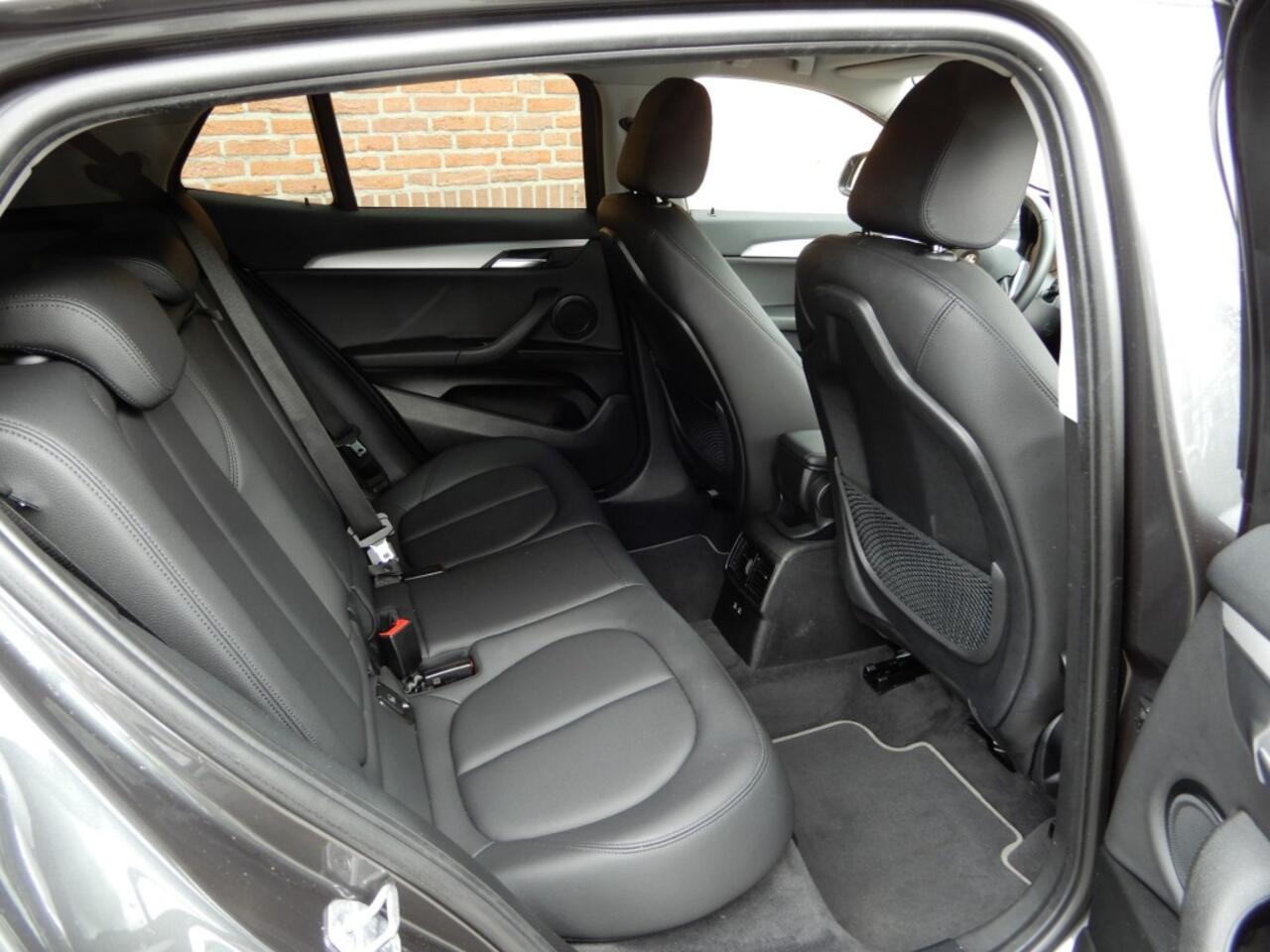 BMW X2 SDRIVE18I HIGH EXECUTIVE automaat