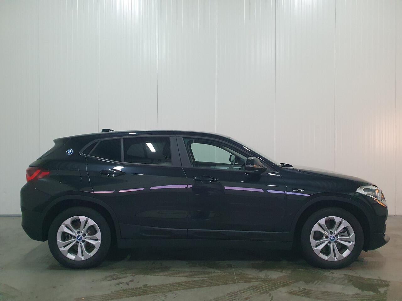 BMW X2 xDrive25e Executive NAVI/LED/CRUISE/CLIMA/LMV