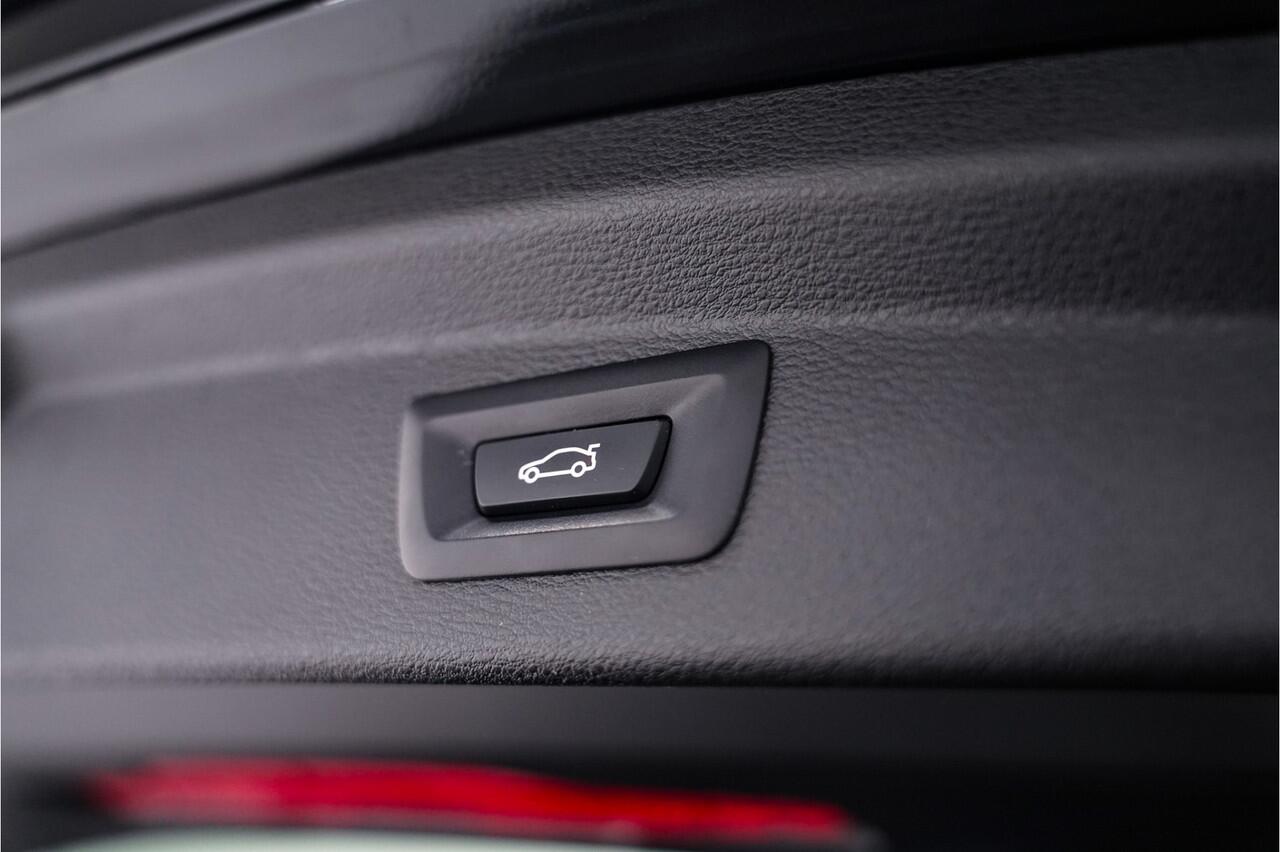 BMW X2 xDrive25e M Sport|Pano dak|Camera|Led|19inch