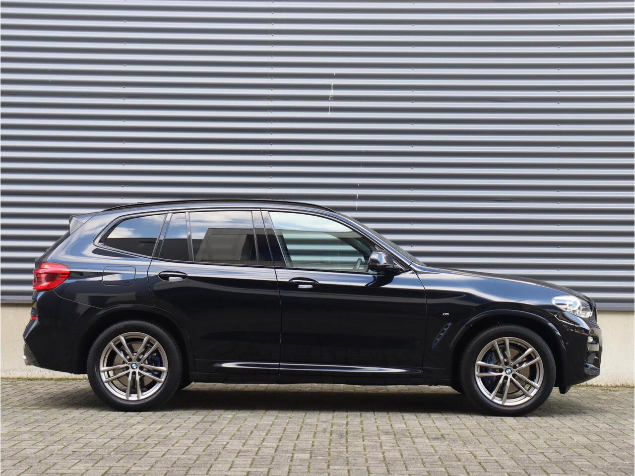 BMW X3 xDrive20i | High Executive | M Sportpakket | Panodak | Parking Pack | Hi-Fi | Getint Glas | 19'' LMV