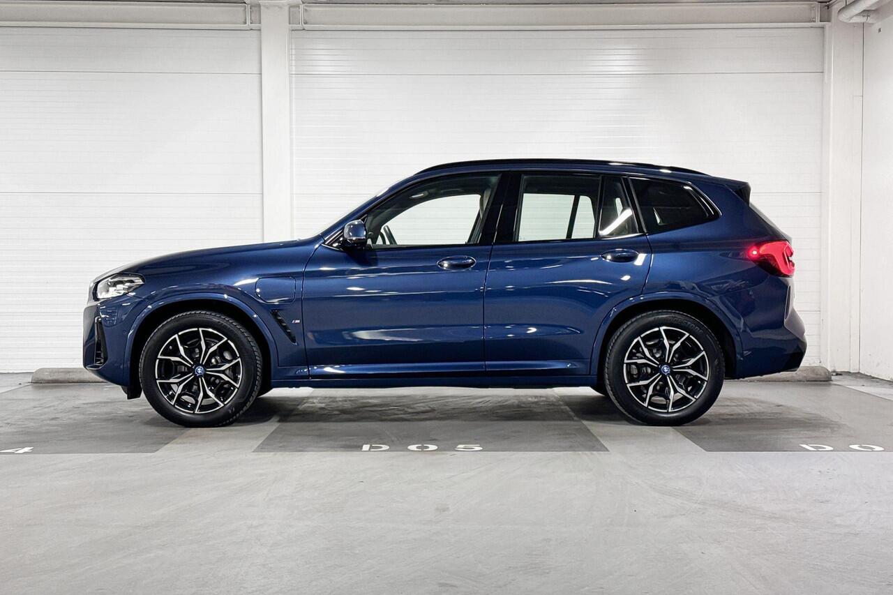 BMW X3 xDrive30e | Selections