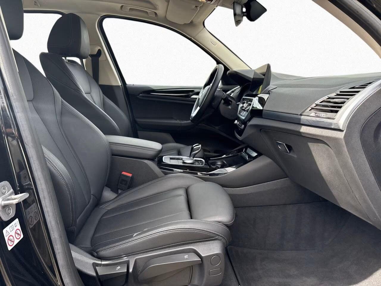 BMW X3 xDrive30d 286 PK Navi Camera Live Cockpit Sportstoelen Stoelverwarming 19 Inch