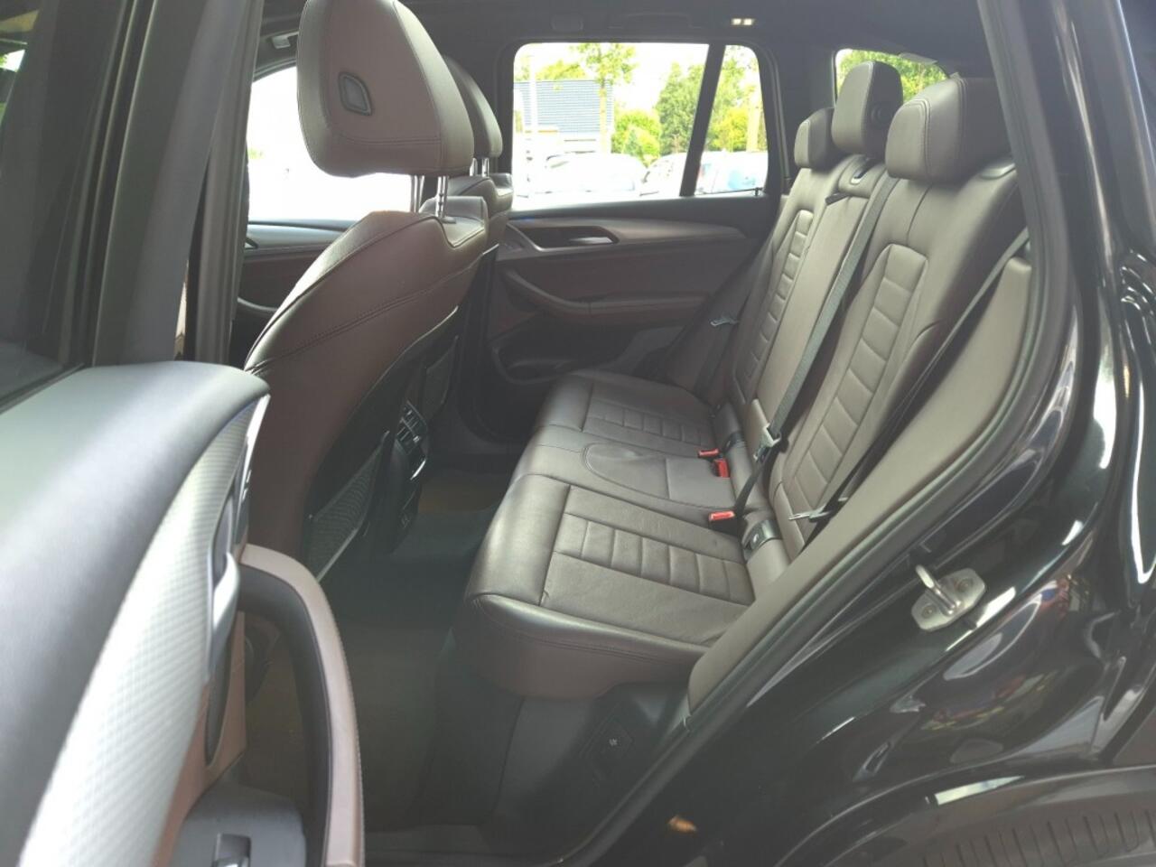 BMW X3 XDRIVE30E HIGH EX. M-SPORT. PANO. HEAD UP ALL IN PRIJS