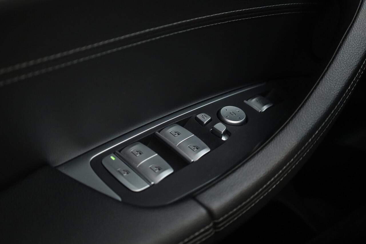 BMW X3 xDrive30i M Sport | Pano | HUD | Adapt. Cruise | Leder | Camera | Trekhaak | 20'' | Keyless