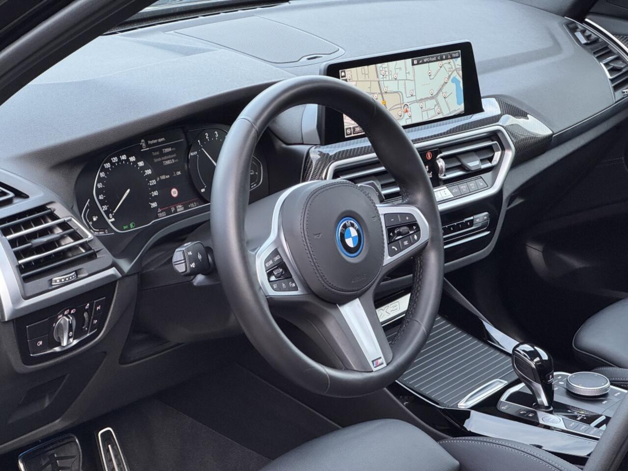 BMW X3 xDrive30e M-Sport 292 Pk Carbon Pano Camera