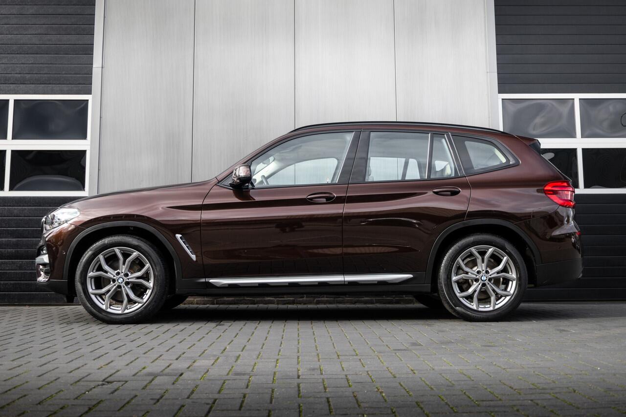 BMW X3 xDrive20i 184 pk High Executive / Facelift/ Head-Up/ Leder/ Sport-Stoelen/ Stoel.Verw/ Camera/ Led-Koplamp/ 18'' LMV